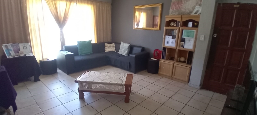 3 Bedroom Property for Sale in Belhar Western Cape